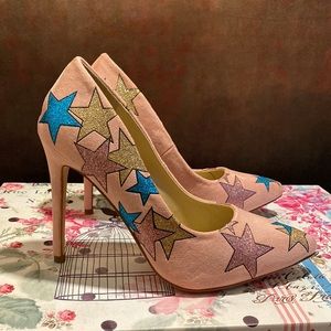 Star studded heels!